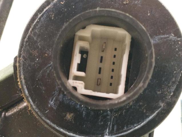 6906002102 Cerradura de puerta trasera izquierda  disponible Utrera