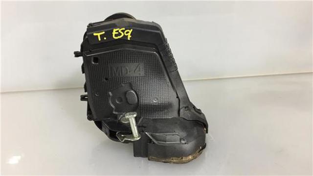 690600D060 Cerradura de puerta trasera izquierda  en stock Granada