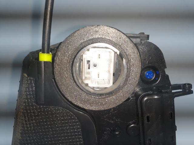690600D060 TOYOTA Cerradura de puerta trasera izquierda comprar Alcalá
