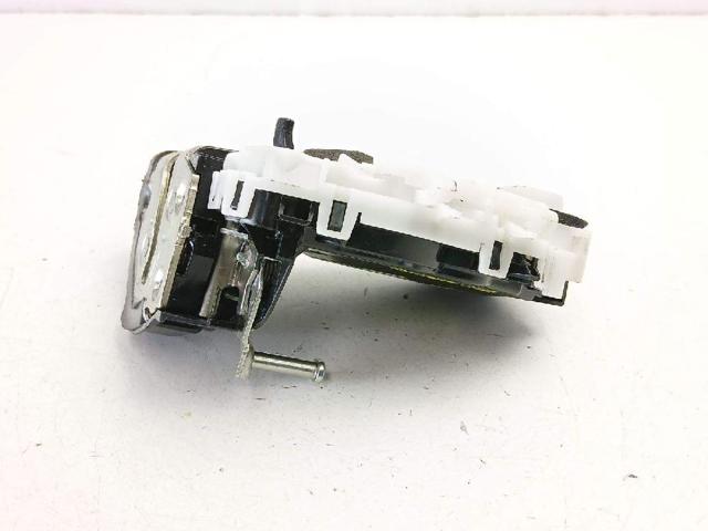 TOYOTA 690600D310 Cerradura de puerta trasera izquierda  en stock Terrassa