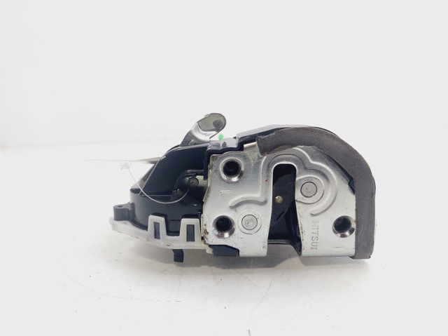 TOYOTA 690600D310 Cerradura de puerta trasera izquierda  en stock Terrassa