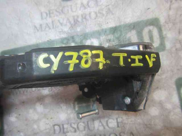 TOYOTA 6906033120 Cerradura de puerta trasera izquierda  disponible Valladolid