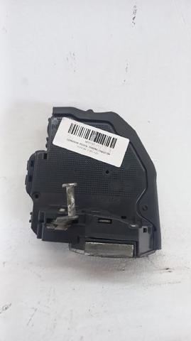 TOYOTA 6906042021 Cerradura de puerta trasera izquierda  en stock Salamanca