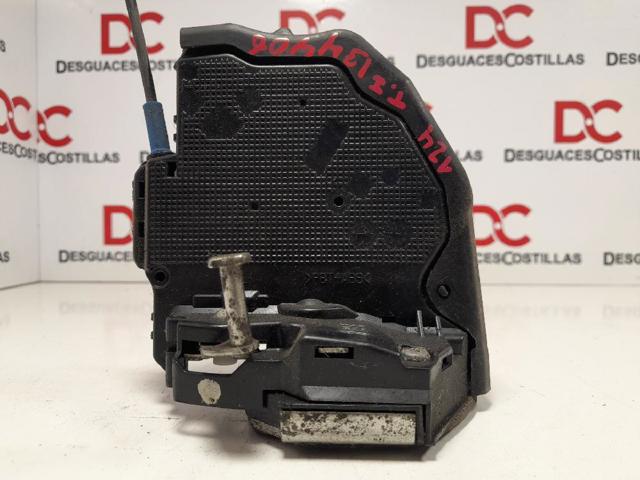 TOYOTA 6906042021 Cerradura de puerta trasera izquierda  en stock Terrassa