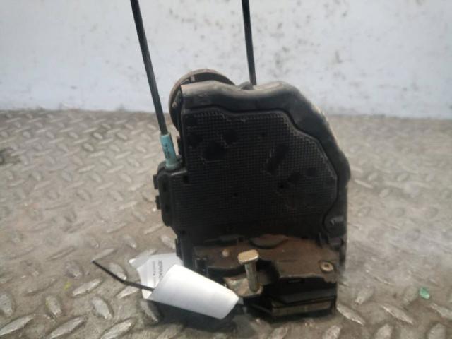 6906042021 Cerradura de puerta trasera izquierda  disponible Utrera