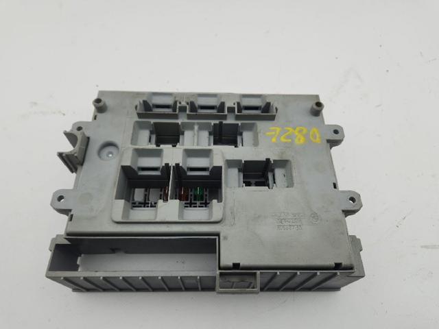 6906607 BMW