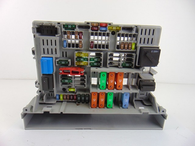 6906621 BMW