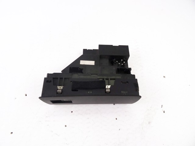 6907500 BMW