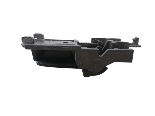 692050D070B3 Manija interior de puerta delantera derecha  comprar en Reus