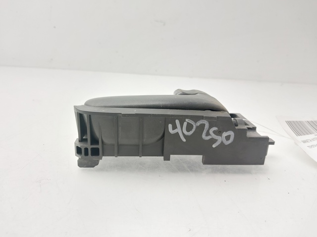 692050D070B3 Manija interior de puerta delantera derecha  comprar en Reus
