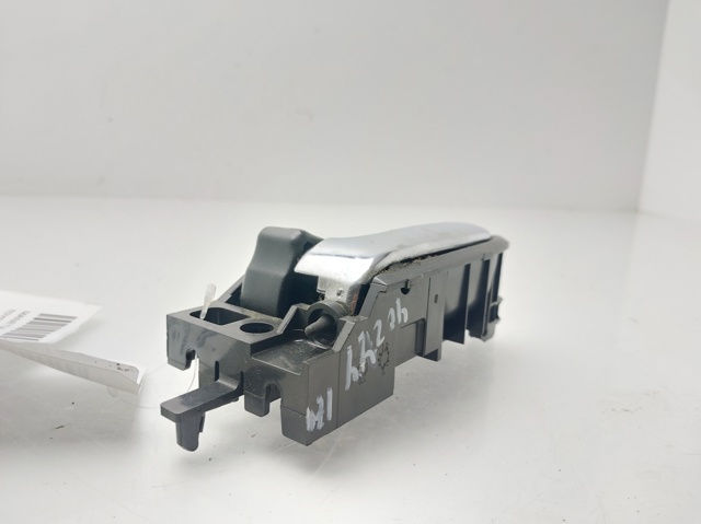 TOYOTA 6920605040B0 Manija interior de puerta delantera izquierda  en stock Salamanca