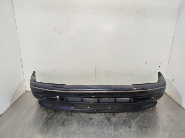 Paragolpes para Ford Escort GAL, AVL