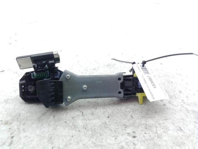 6921174020A1 Manija exterior trasera izquierda  disponible Utrera