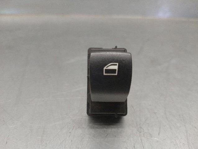 6922244 Botón de elevalunas delantero derecho comprar Almería