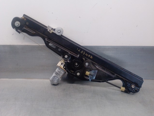 6922319 BMW