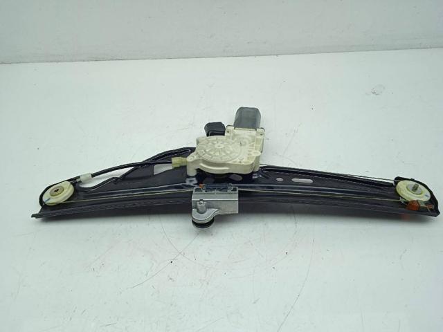 6922320 Motor del elevalunas de la puerta trasera derecha  en stock Granada