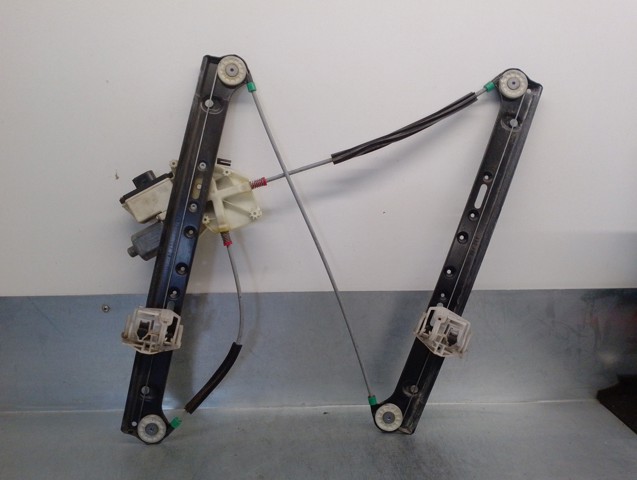 69259631 BMW Motor del elevalunas de la puerta delantera izquierda  comprar en Jaén