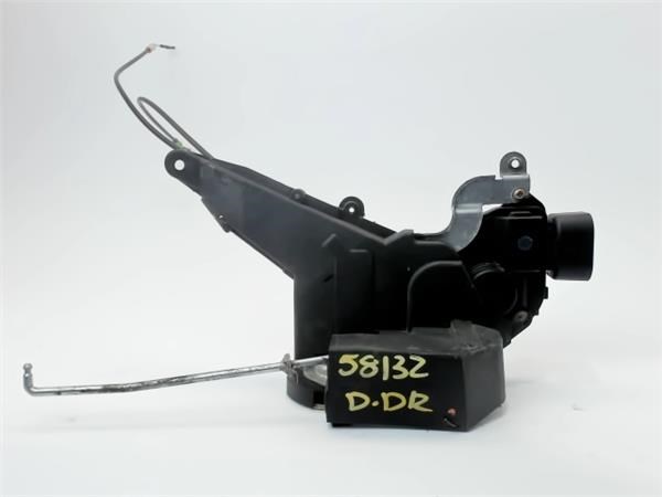 Cerradura de puerta delantera derecha 6931053020 Toyota/Lexus