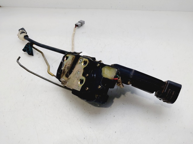 Cerradura de puerta delantera izquierda Toyota Corolla E11