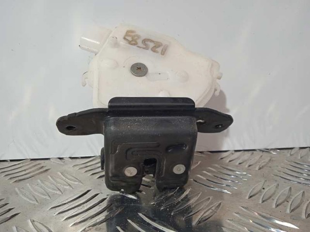 Cerradura de maletero para Toyota Yaris P21