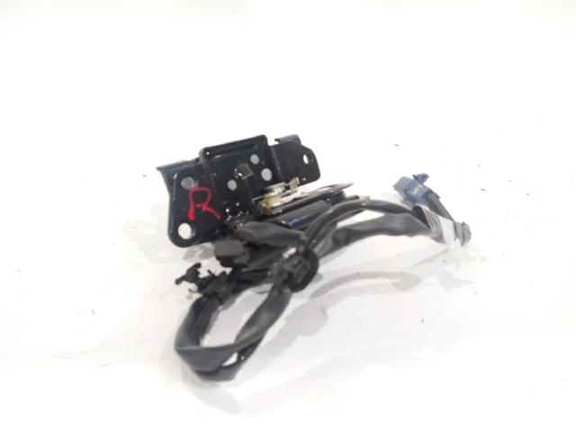Cerradura de maletero 6935047020 TOYOTA