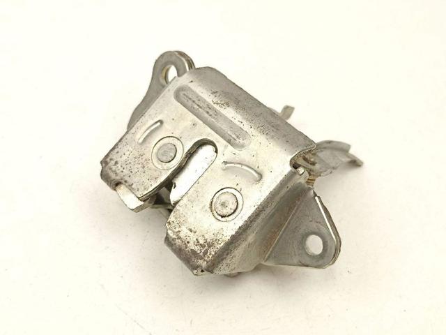 Comprar Cerradura de puerta de maletero Yaris  P10