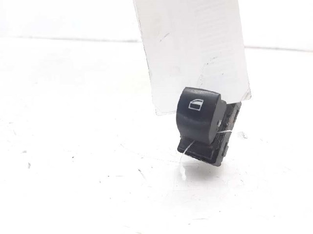 6935534 Botón de encendido del motor del elevalunas delantero derecho  comprar en Reus