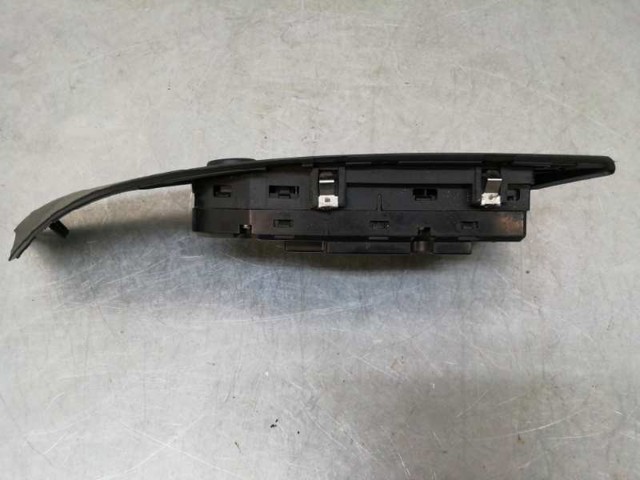 BMW 6939090 Interruptor de elevalunas delantera izquierda comprar Pamplona