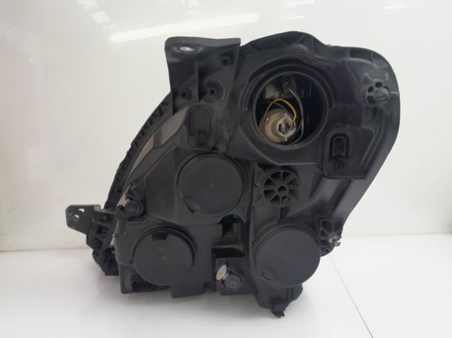 Faro derecho Iveco Daily 4