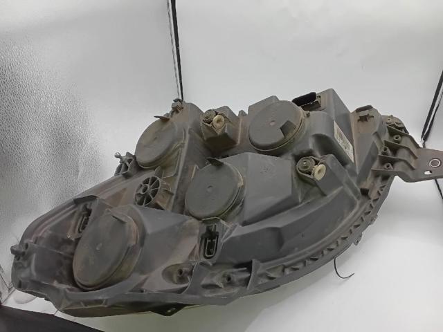 Faro derecho Iveco Daily 4