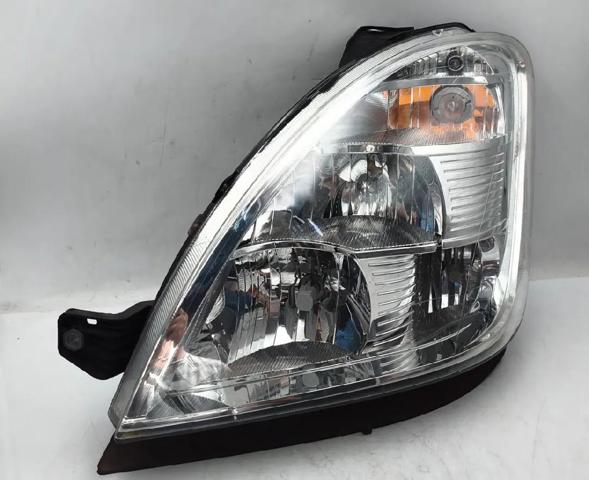 IVECO 69500013 Faro izquierdo  en stock Terrassa
