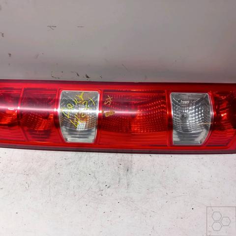 69500591 IVECO Piloto trasero izquierdo  en stock Gandía