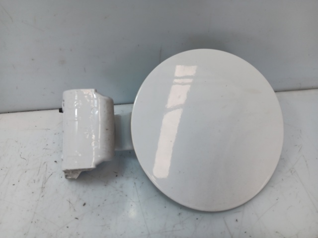 695103W000 Tapa del depósito de combustible  disponible Utrera