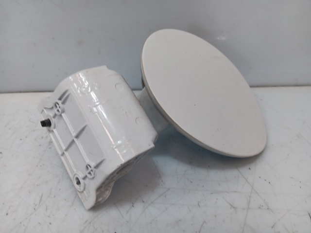 695103W000 HYUNDAI Tapa del depósito de combustible  disponible Vigo