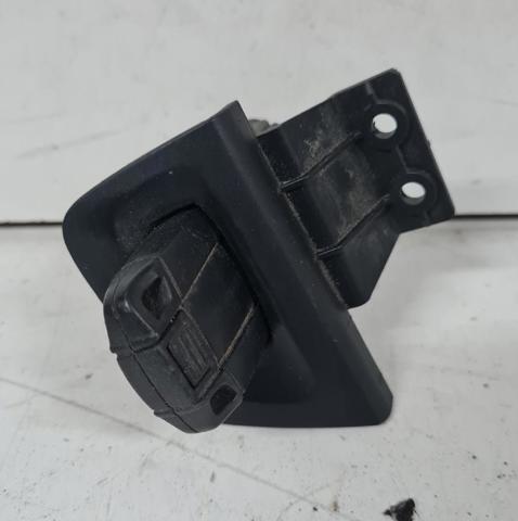 695471712 BMW