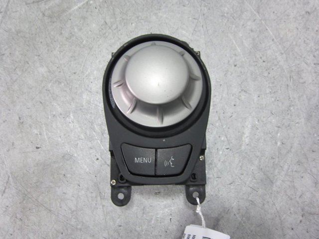 6963051 BMW