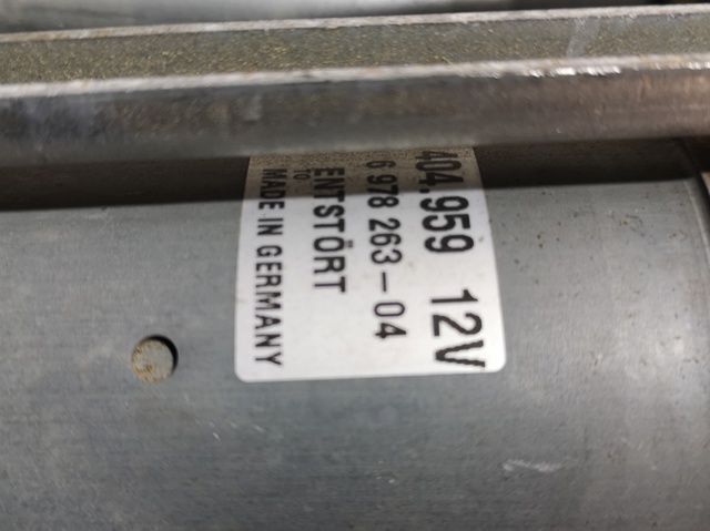 697826304 BMW Motor del limpiaparabrisas  disponible Ourense