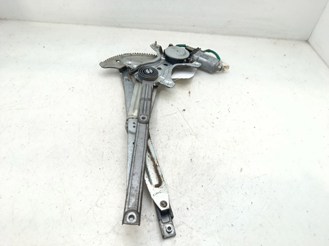 Comprar Mecanismo de elevalunas de la puerta delantera derecha Toyota Corolla  E11 a bajo precio