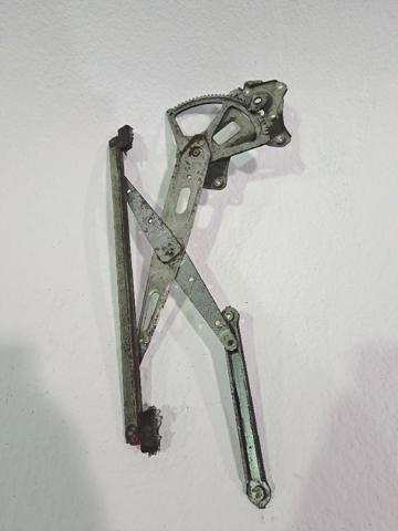 6980252070 Mecanismo de elevalunas de la puerta delantera izquierda  disponible Utrera