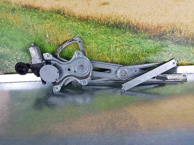 Comprar Elevalunas Yaris  SP90