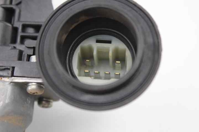 TOYOTA 698100D300 Mecanismo de elevalunas delantero derecha comprar Pamplona
