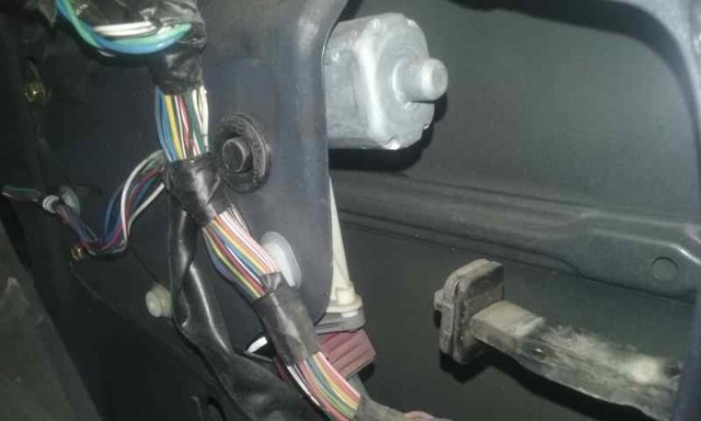 6982005050 Mecanismo de elevalunas de la puerta delantera izquierda  comprar en Reus