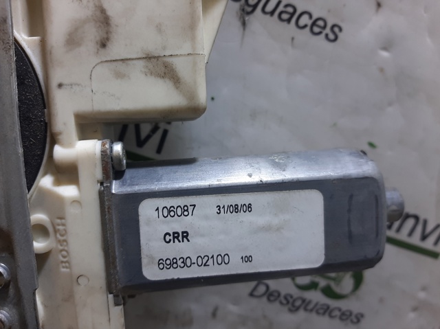 TOYOTA 6983002100 Mecanismo de elevalunas de la puerta trasera derecha  en stock Salamanca