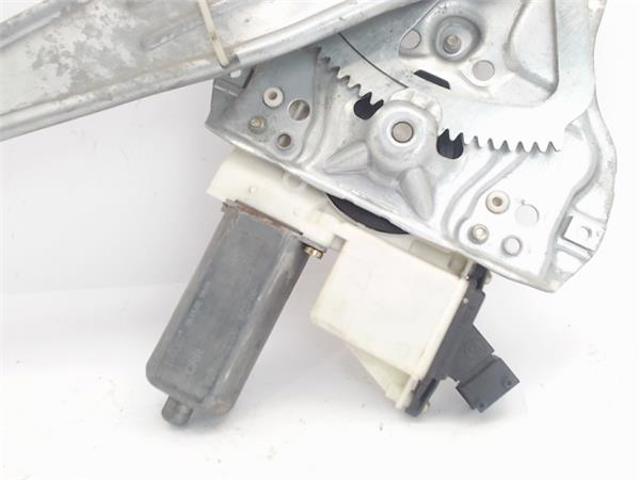 TOYOTA 6983002100 Mecanismo de elevalunas de la puerta trasera derecha  en stock Salamanca