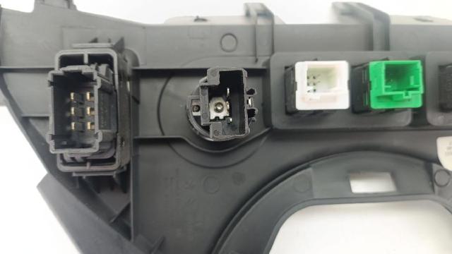 6990L2 PEUGEOT Boton de luz de emergencía  en stock Gandía
