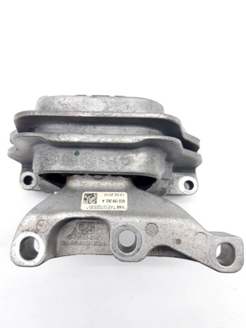 6C0199262A Soporte de motor derecho comprar Girona