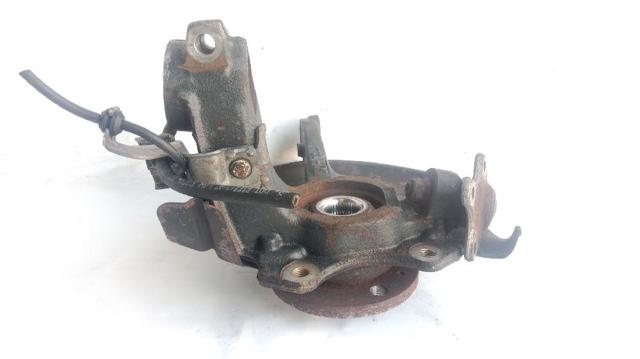 6C0407256A Mangueta delantera derecha  en stock Sabadell