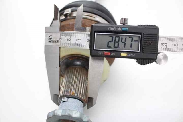 6C0407271T Semieje delantero izquierdo  en stock Sabadell