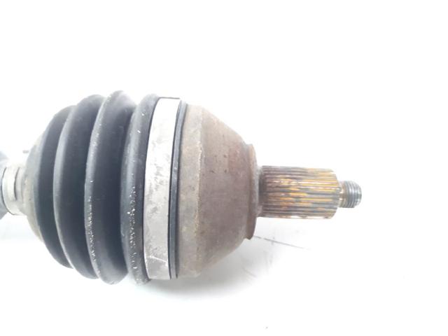 VAG 6C0407272C Semieje delantero derecho  en stock Valencia