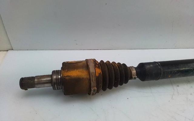 VAG 6C0407272H Semieje delantero derecho  en stock Salamanca